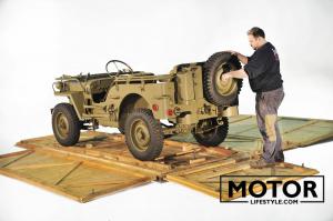 Jeep ww2 in crate057